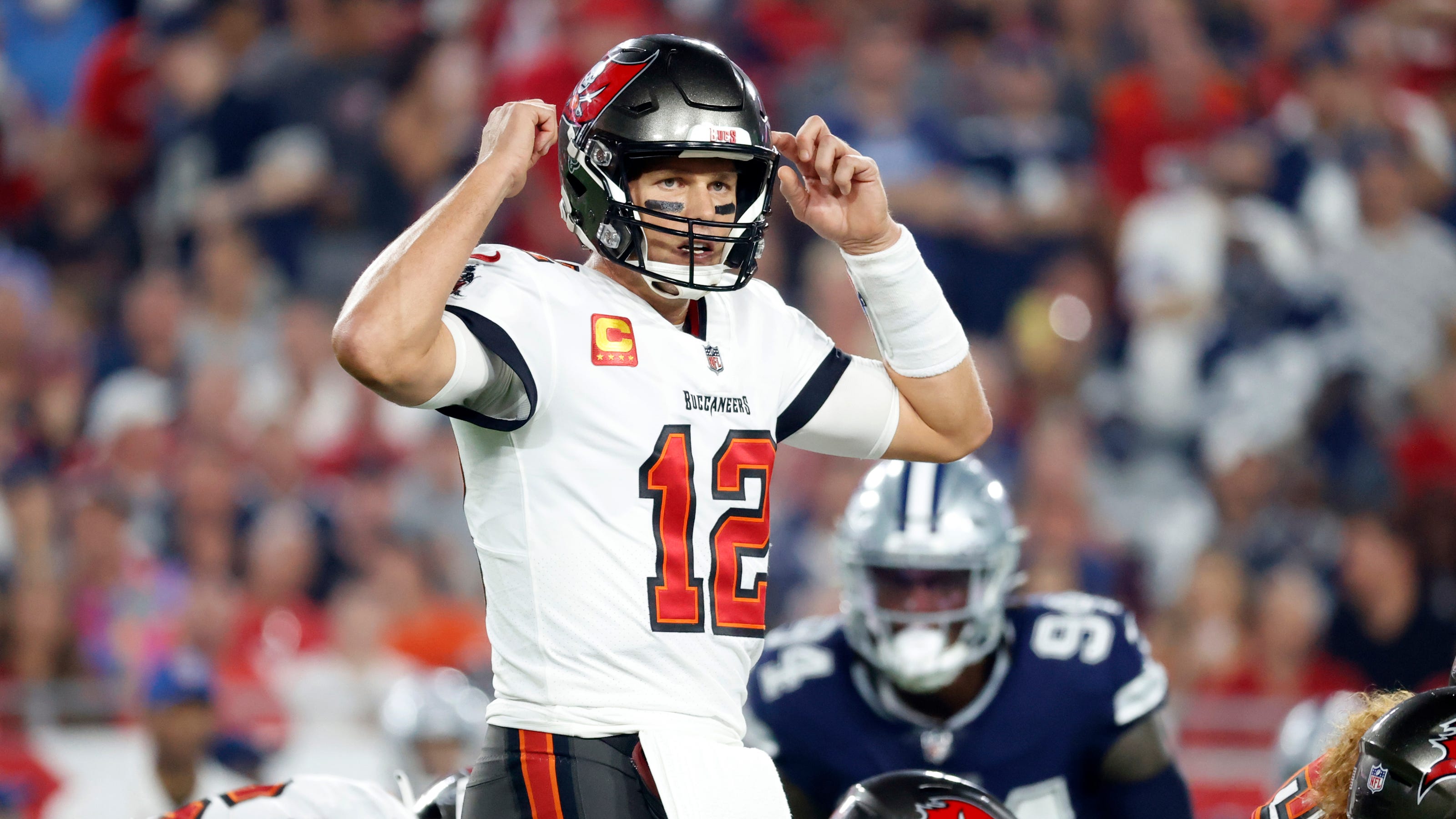 Cowboys vs. Buccaneers score updates, live analysis of NFL opener