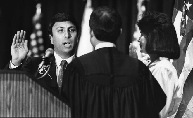 Tommy Hazouri receives the oath of office for mayor of Jacksonville in 1987.
