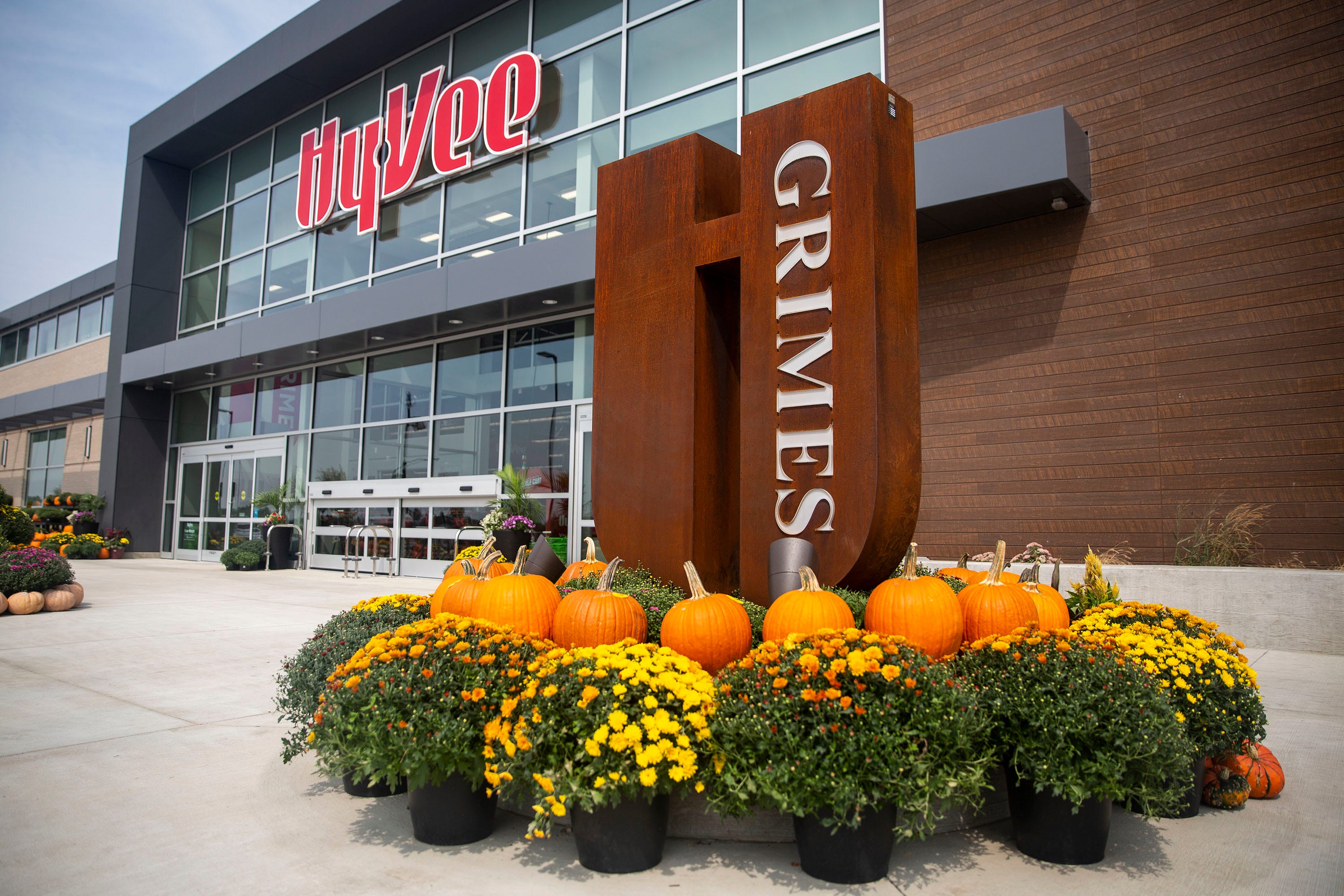 From HyVee to H&M New store openings in Des Moines metro in 2021