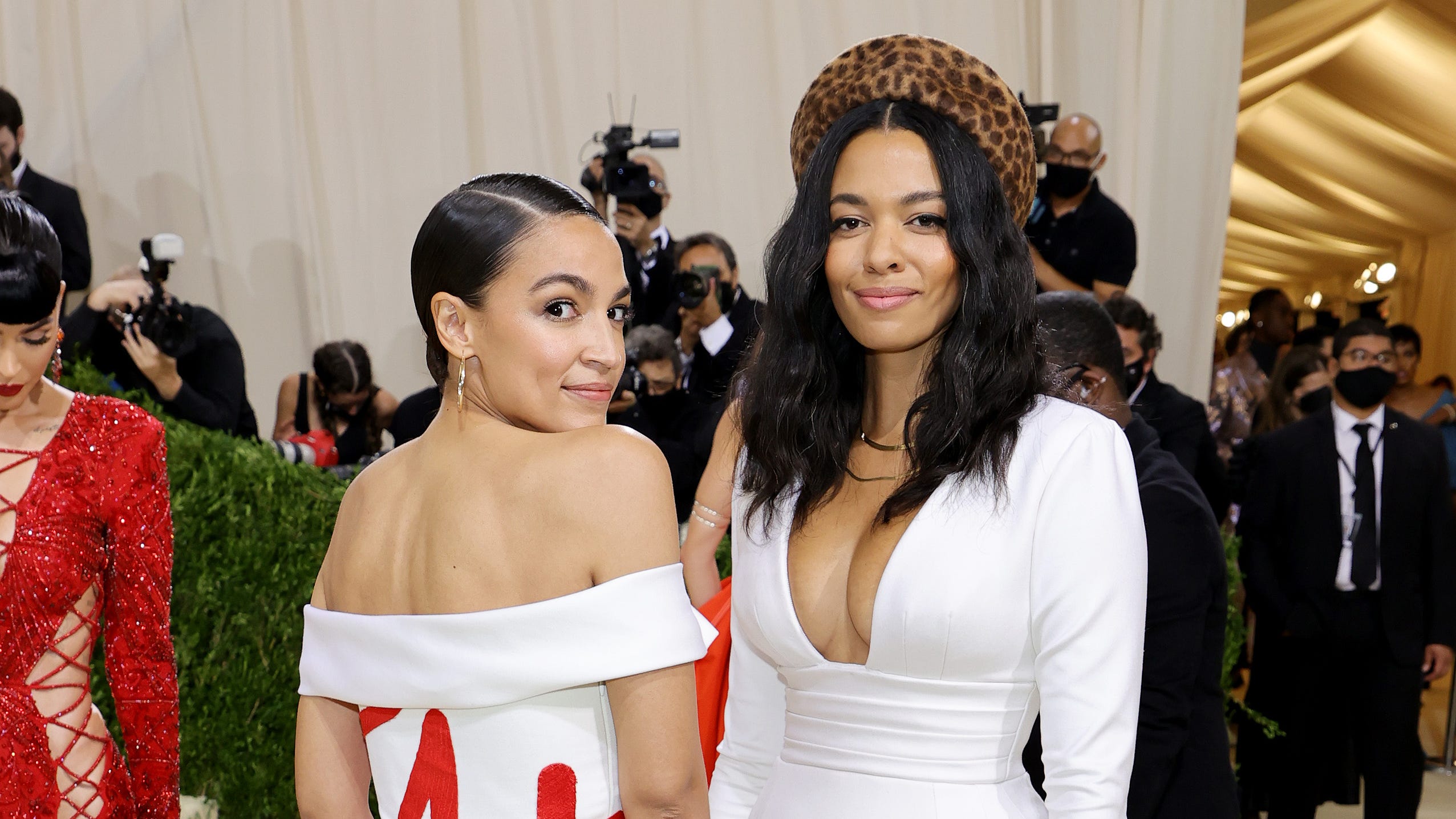 AOC at Met Gala 2021 'Tax the Rich' dress draws polarized reactions