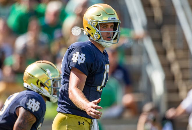 Notre Dame's Jack Coan (17) at quarterback during the Notre Dame vs. Purdue NCAA football game Saturday, Sept. 18, 2021 at Notre Dame Stadium in South Bend.