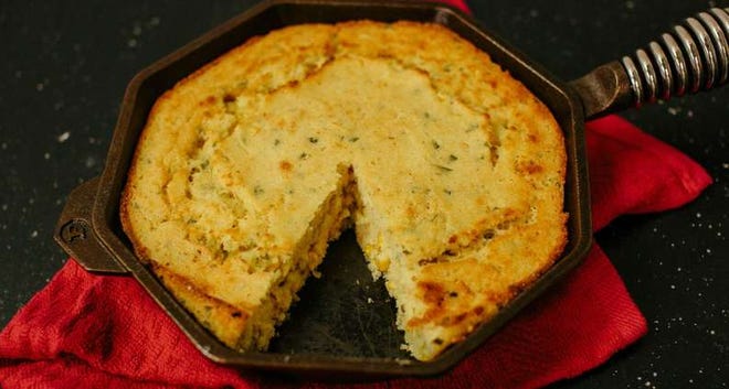 Classic Southern Cornbread