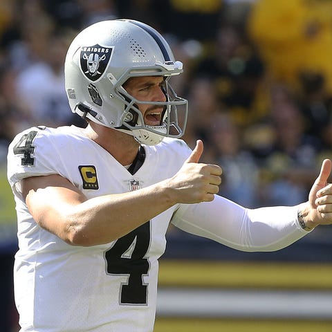 Quarterback Derek Carr had another big game for th
