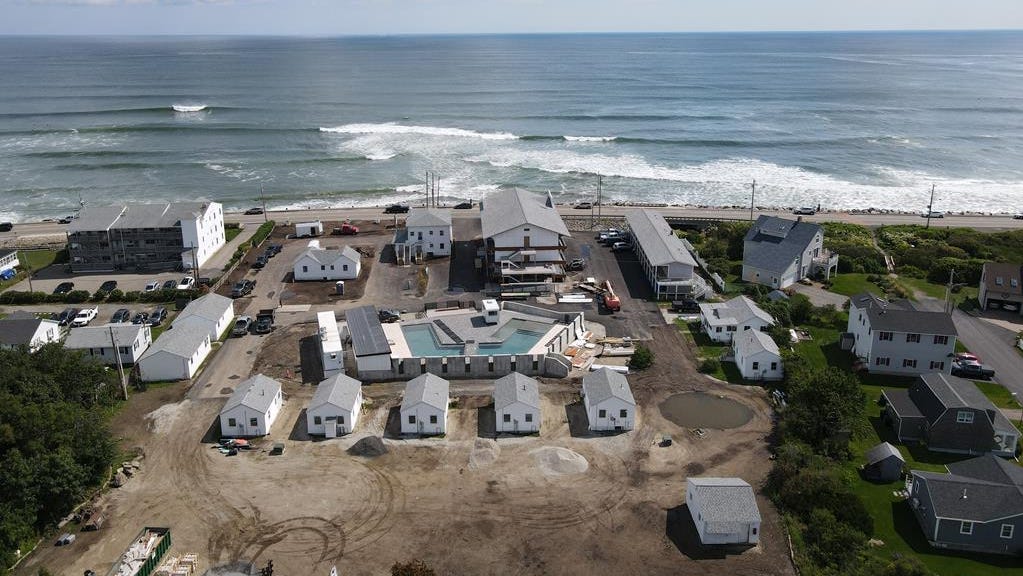 York Beach Surf Club, Maine auction canceled, 'soft opening' planned
