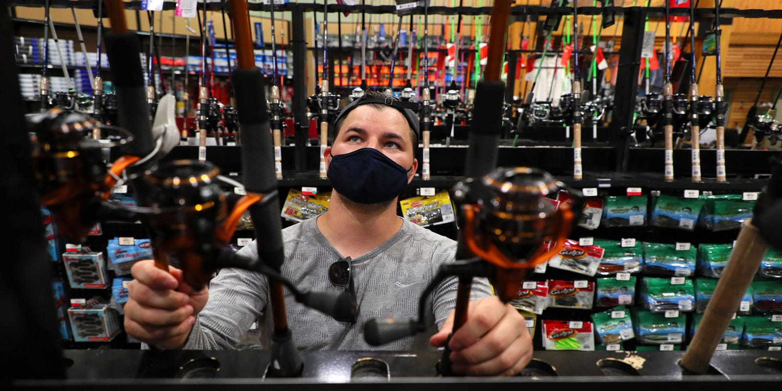 Supply And Labor Issues Mean You Should Do Holiday Shopping Early