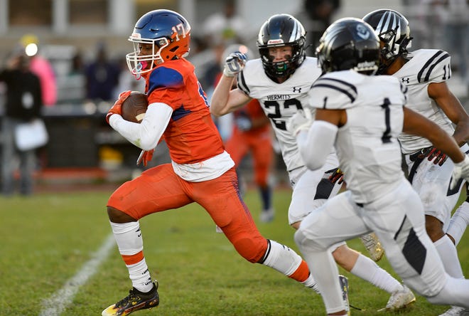 Millville's Lotzier Brooks (17) runs the football for a gain during Friday's matchup against the Hermits. Visiting St. Augustine defeated the Thunderbolts 31-17 on Sept. 24, 2021.