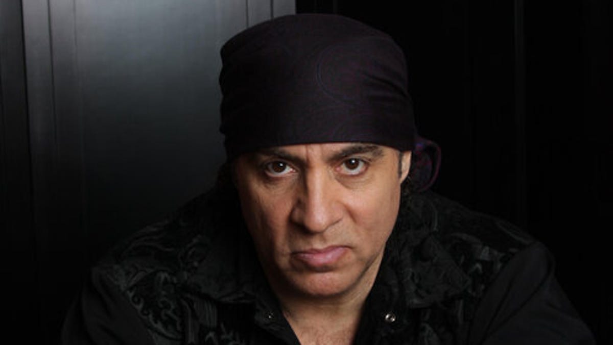 Stephen van Zandt parle de Springsteen, The Sopranos dans un nouveau mémoire Stephen van Zandt parle de Springsteen, The Sopranos dans un nouveau mémoire