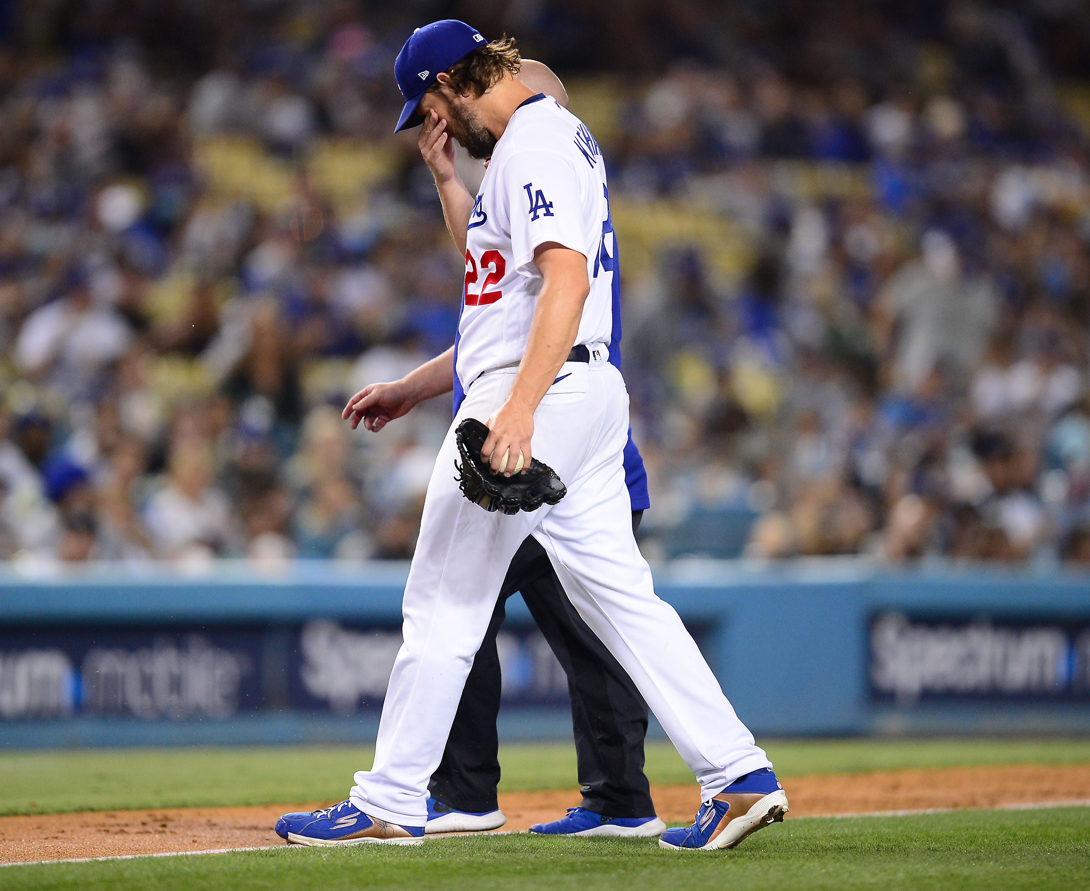 Los Angeles Dodgers not optimistic about Clayton Kershaw injury