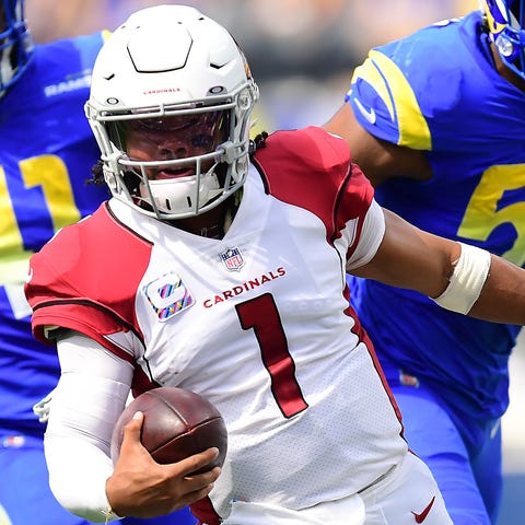 Kyler Murray helped the Cardinals move to 4-0 with