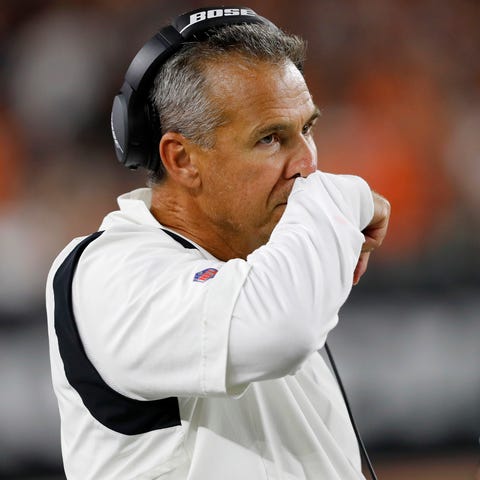 Jaguars coach Urban Meyer apologized to his team a