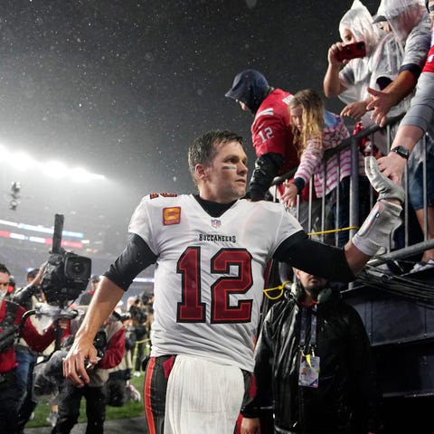 Tampa Bay Buccaneers quarterback Tom Brady (12) is