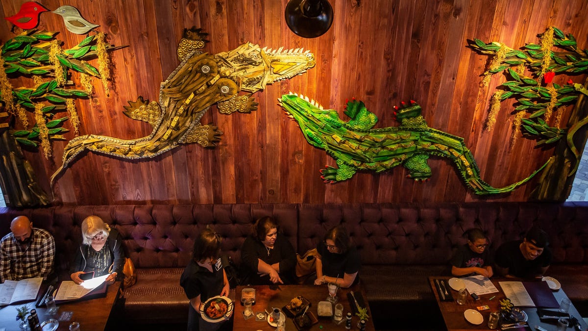 Restaurants: New Orleans-themed Voodoo Bayou reopens after fire in Palm Beach Gardens