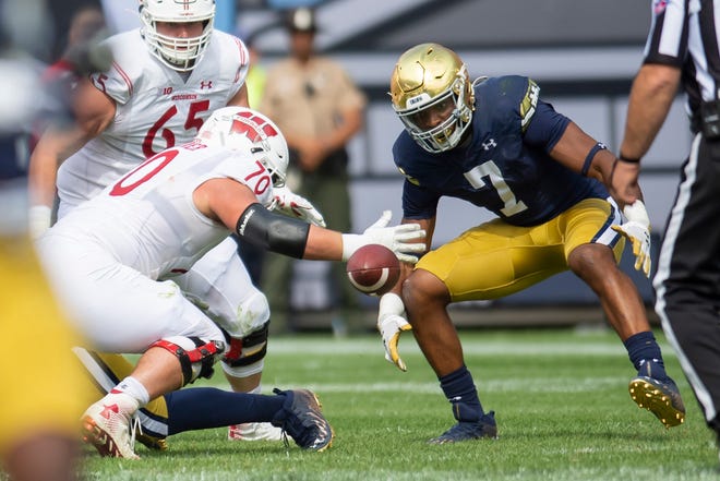 Notre Dame passa il football portando Isaiah Foskey a studiare all’estero in Italia Notre Dame passa il football portando Isaiah Foskey a studiare all’estero in Italia