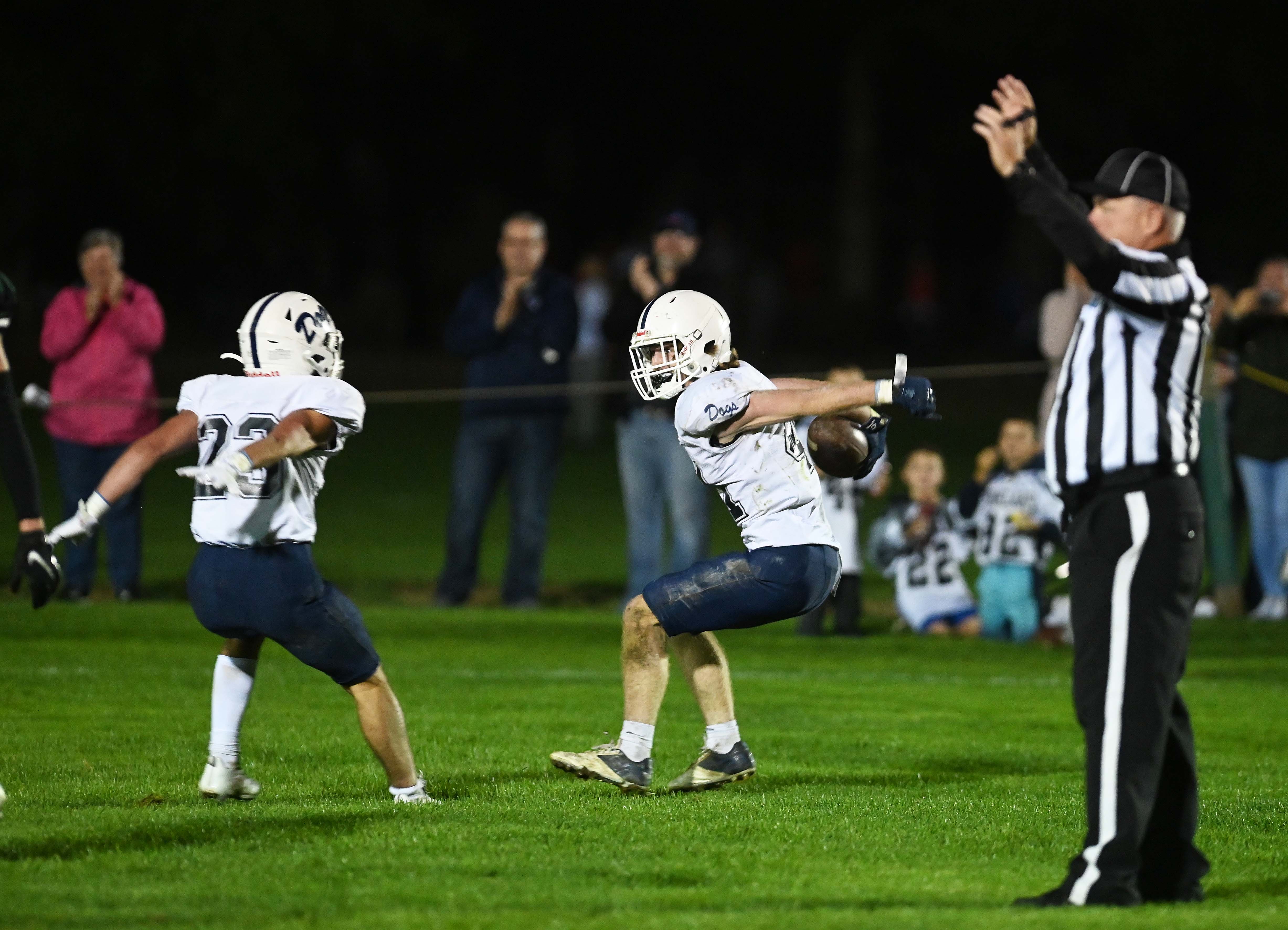 Rockland High football defeats Abington in Jim Kelliher's 500th game