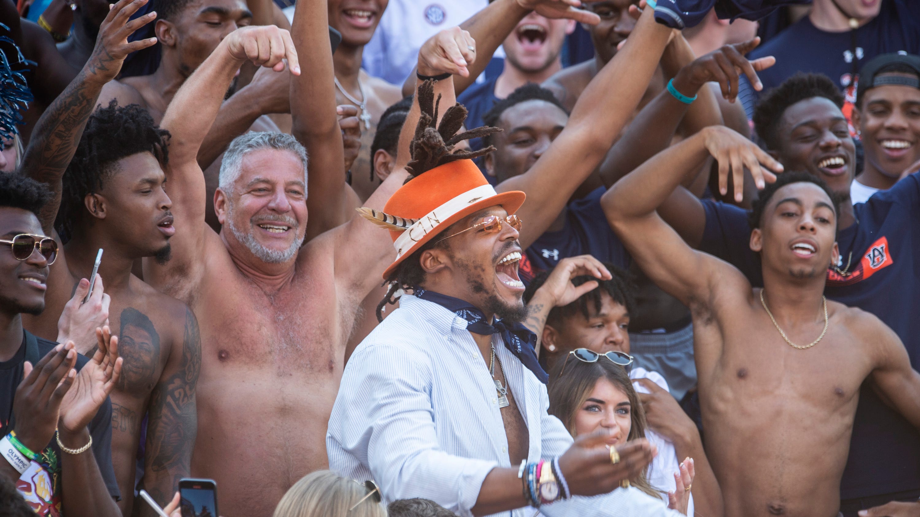 Cam Newton, shirtless Bruce Pearl in student section for ...