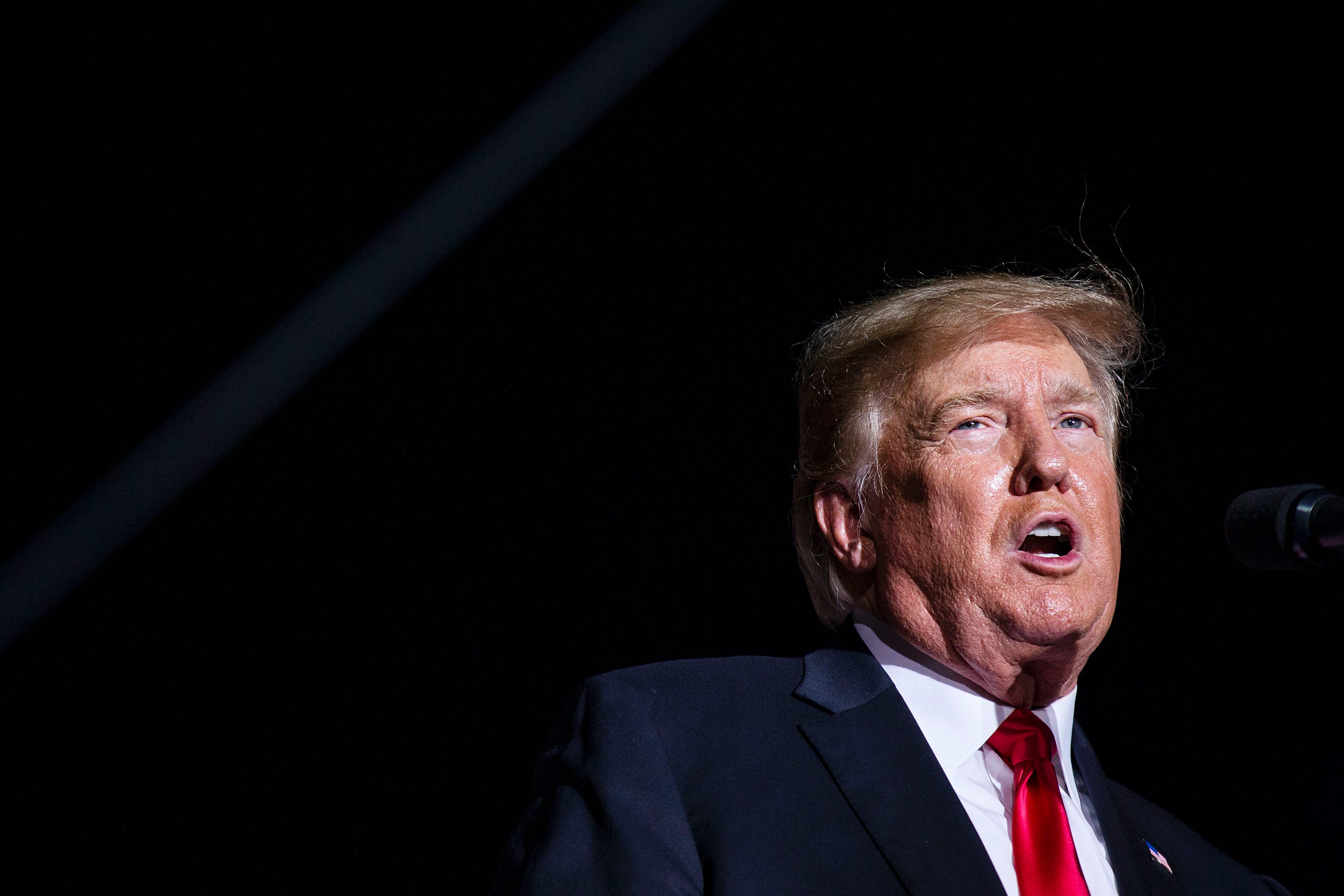 Donald Trump holds Iowa rally, vows to 'take America back'