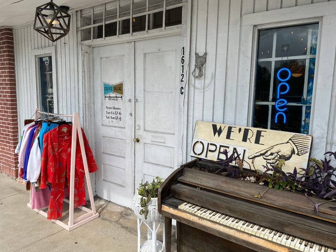 Olive Blue Resale is a resale clothing store located at 1612 Agnes Street.