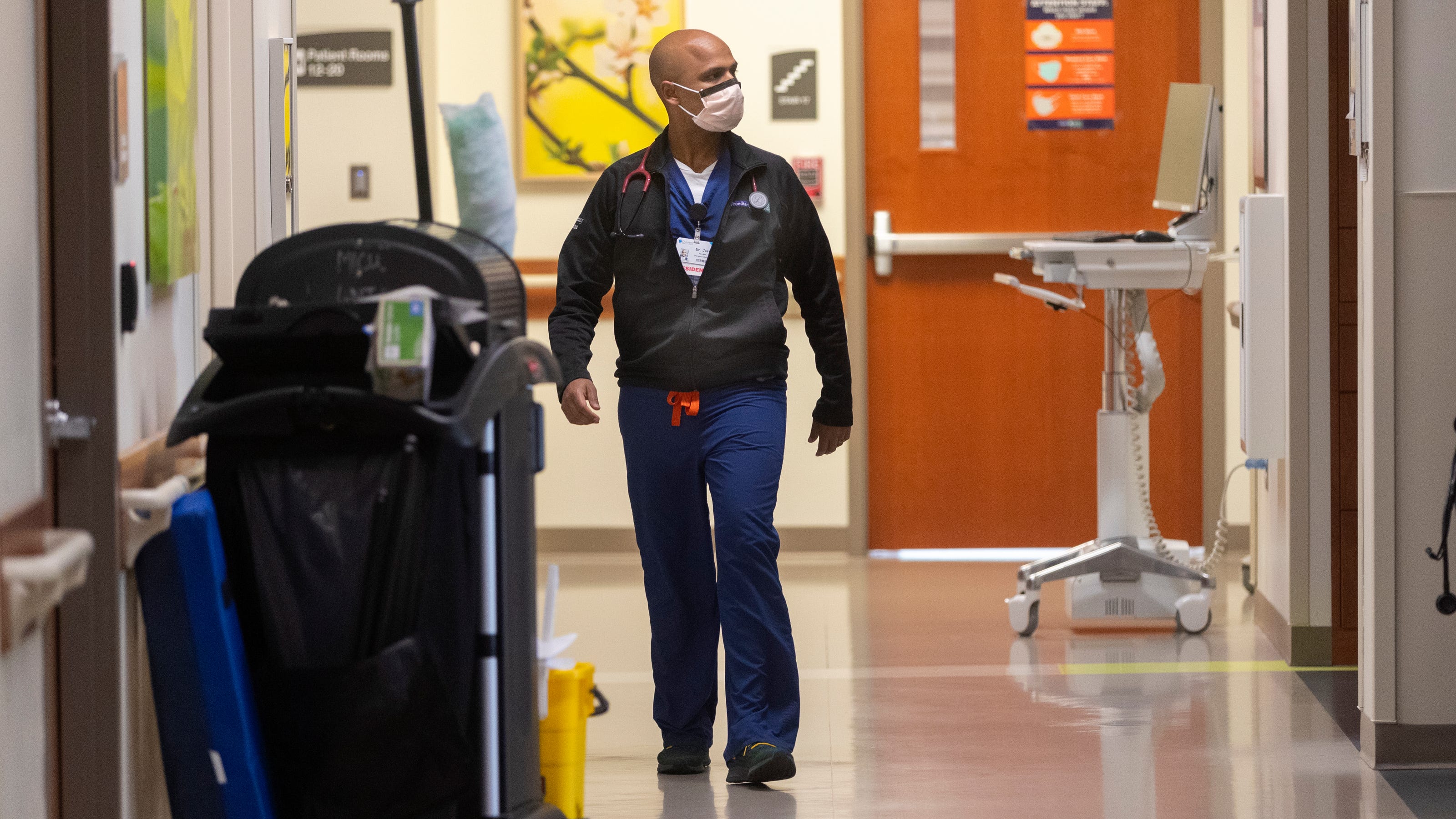COVID hospitalizations in Wisconsin decreases; vaccine doses drops COVID hospitalizations in Wisconsin decreases; vaccine doses drops