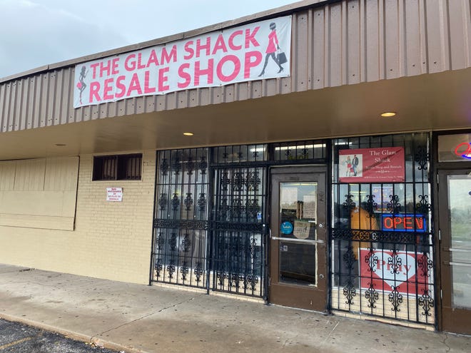 The Glam Shack Resale Shop is a resale clothing store located at 4408 Prescott Street.
