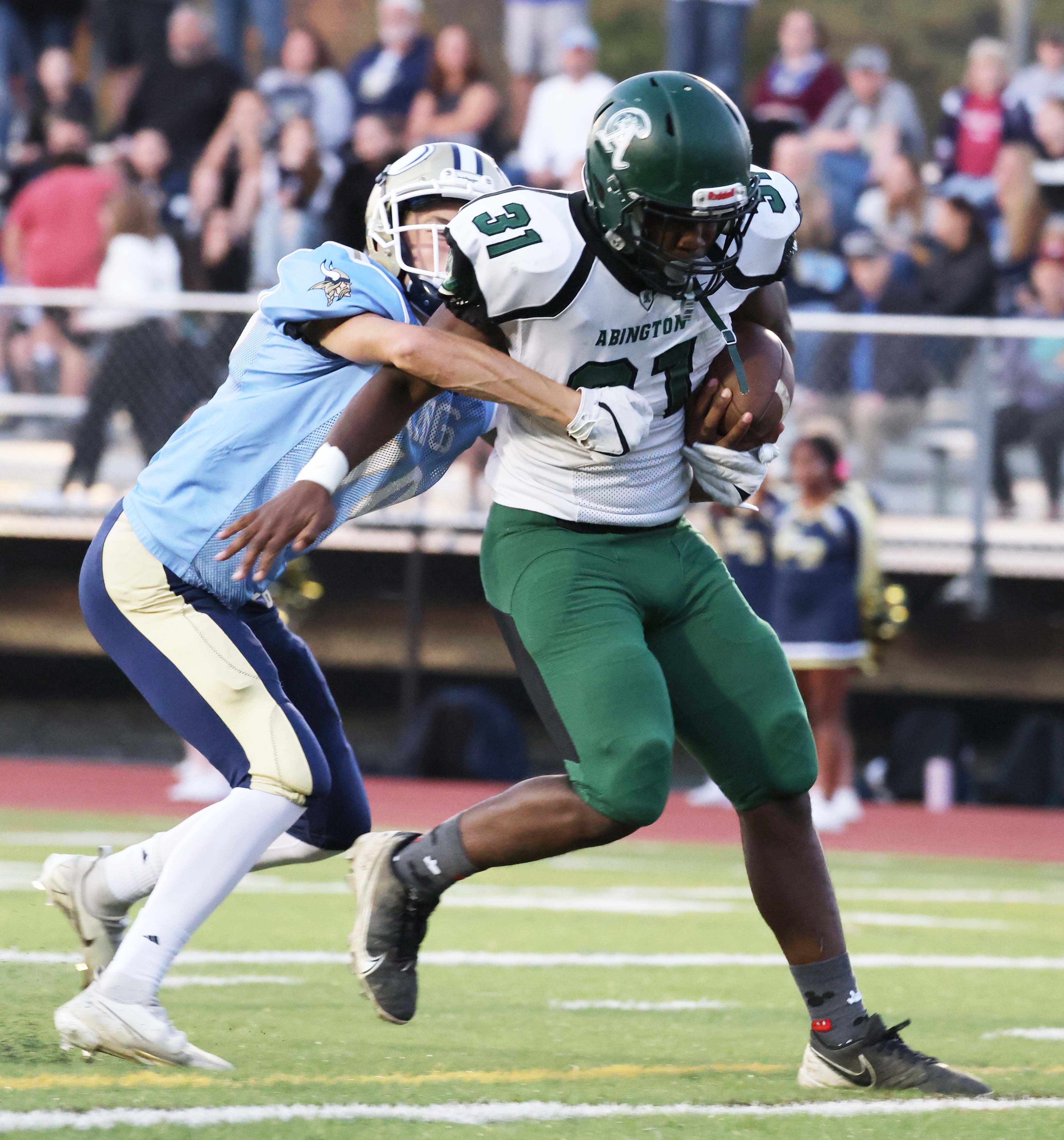 HIGH SCHOOL FOOTBALL Abington secures league title with Norwell win
