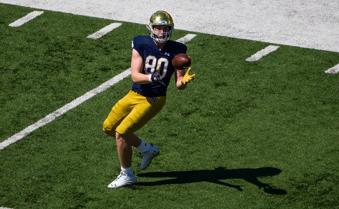 Notre Dame tight end Cane Berrong makes a catch during warmups for the Blue-Gold Game on Saturday, May 1, 2021 at Notre Dame Stadium in South Bend.