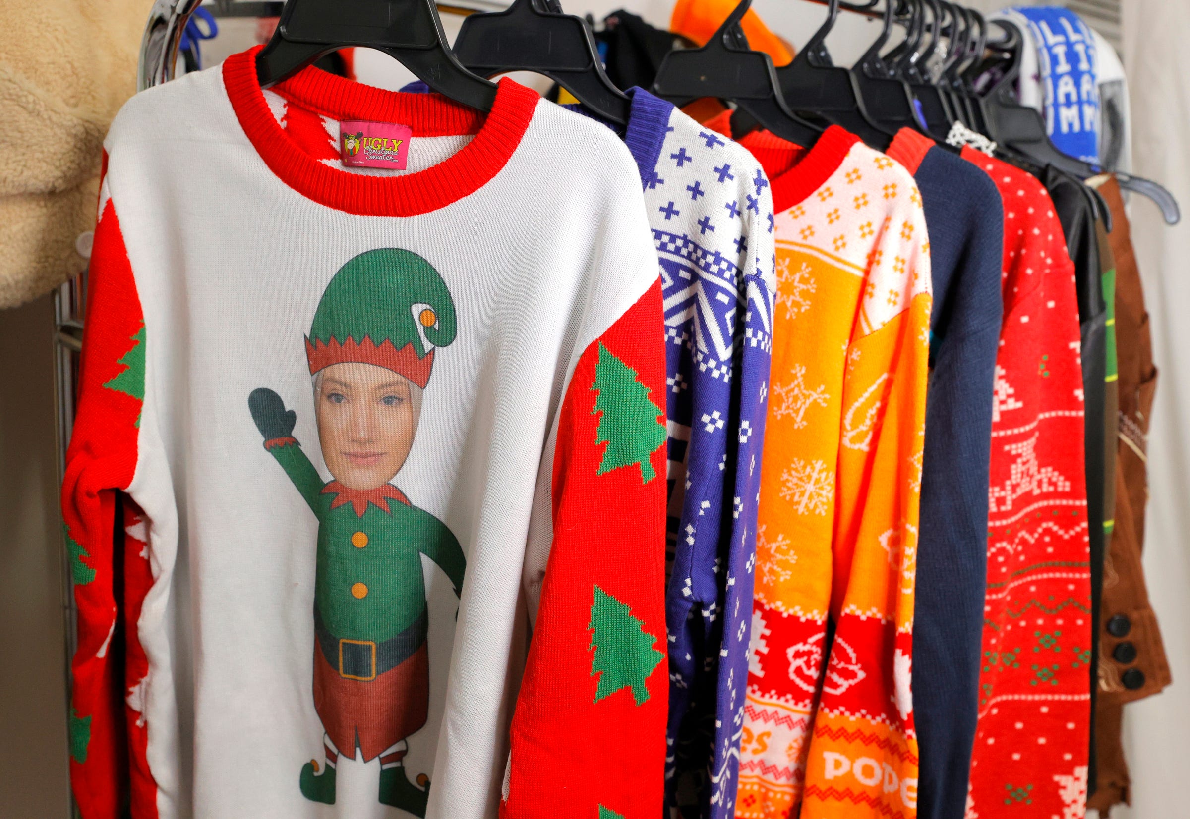 jimmy fallon christmas sweater 2022