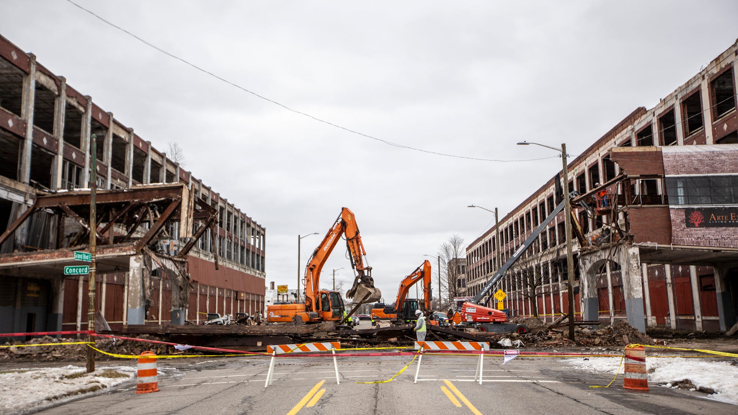 City council OKs $1.7M contract to demolish portion of Packard Plant