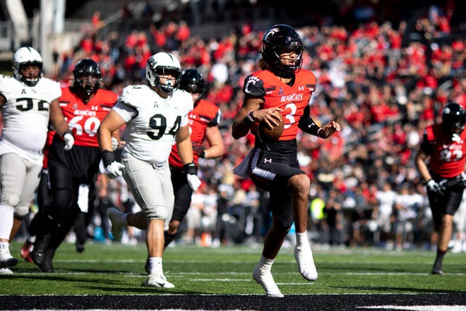 Les sondages des entraîneurs de football universitaire pourraient changer après la défaite de l’Iowa Les sondages des entraîneurs de football universitaire pourraient changer après la défaite de l’Iowa