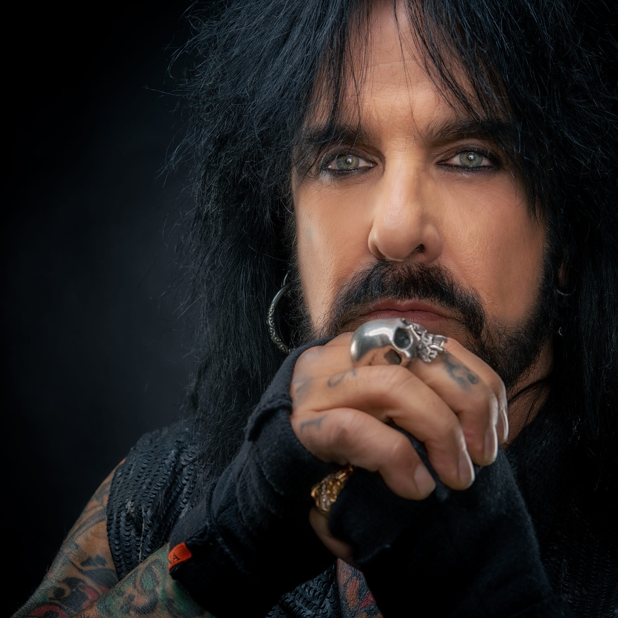 Nikki Sixx: Mötley Crüe rocker talks new memoir, 21 years of sobriety