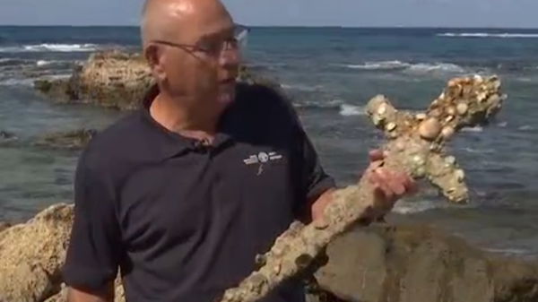 The sword found on the floor of the Mediterranean 