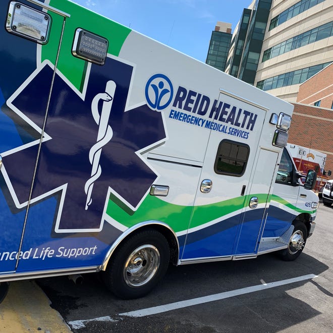 Reid Health has been awarded a five-year contract to provide Wayne County's ambulance service.