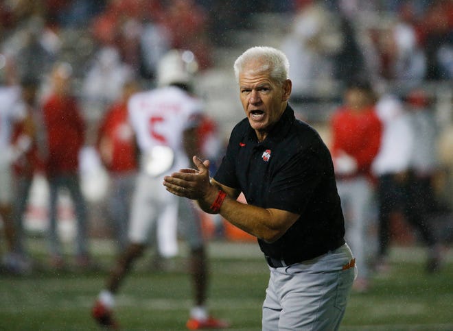 Ohio State Buckeyes defensive coordinator Kerry Coombs encourages players during warm-ups before a NCAA Division I football game between the Indiana Hoosiers and the Ohio State Buckeyes on Saturday, Oct. 23, 2021 at Memorial Stadium in Bloomington, Ind.