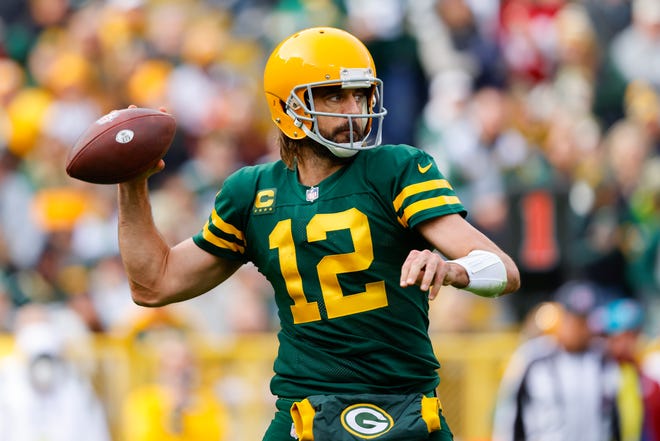 Green Bay Packers quarterback Aaron Rodgers has had an interesting couple of weeks to say the least. He's expected to be back on the field in Week 10 and he should be a top-10 quarterback for fantasy if that's the case.
