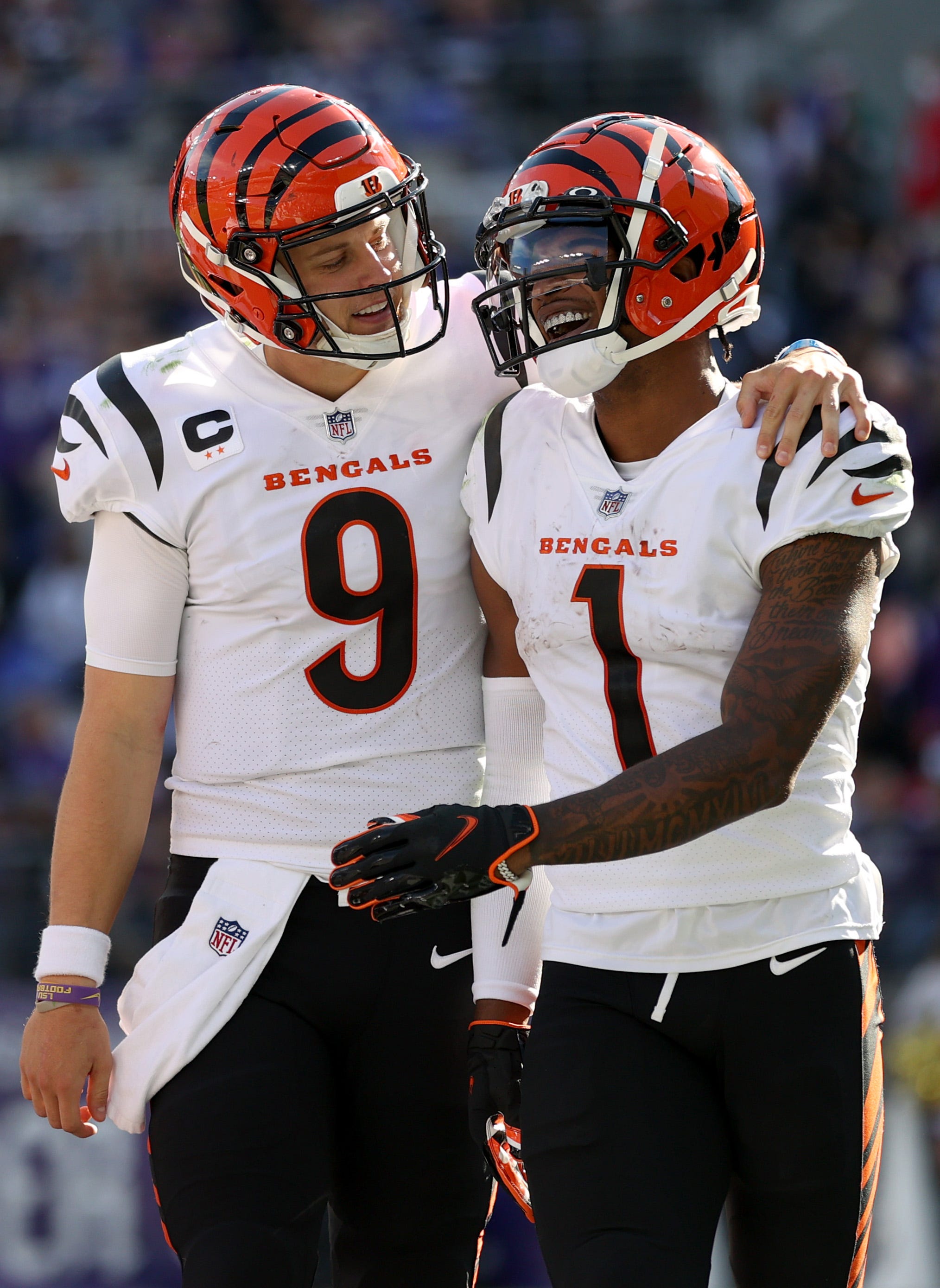 Bengals scorch Ravens, move into tie atop AFC North behind Joe Burrow's big day Bengals scorch Ravens, move into tie atop AFC North behind Joe Burrow's big day