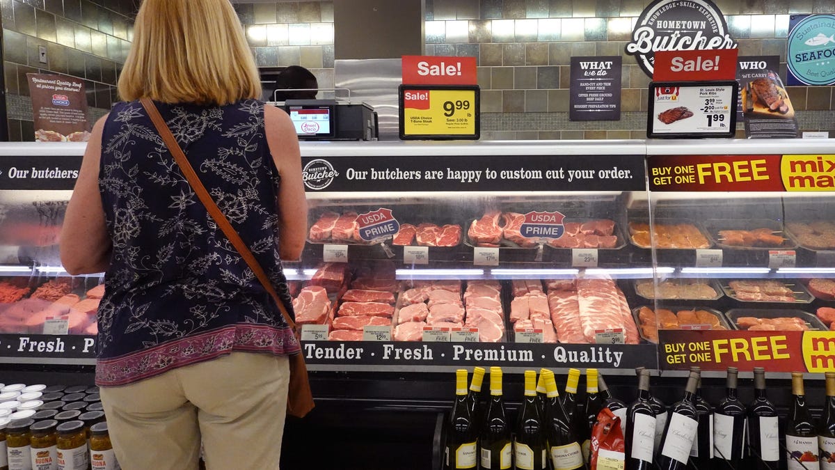 A customer shops for meat at a supermarket on June 10, 2021 in Chicago, Illinois. Inflation rose 5% in the 12-month period ending in May, the biggest jump since August 2008. Food prices rose 2.2 percent for the same period. (Scott Olson/Getty Images/TNS)