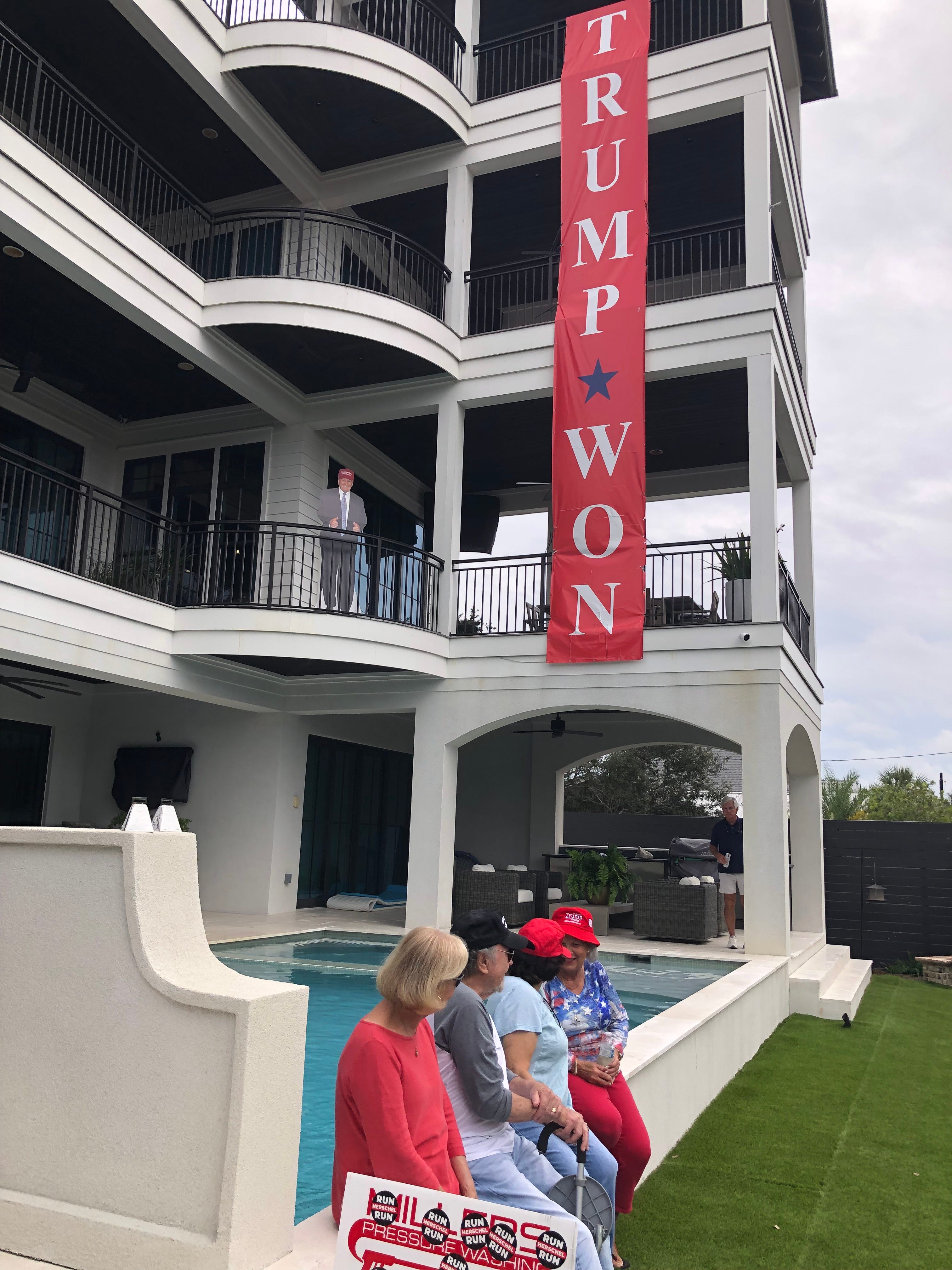 'Trump Won' banner on 30A home gets support from local Republicans