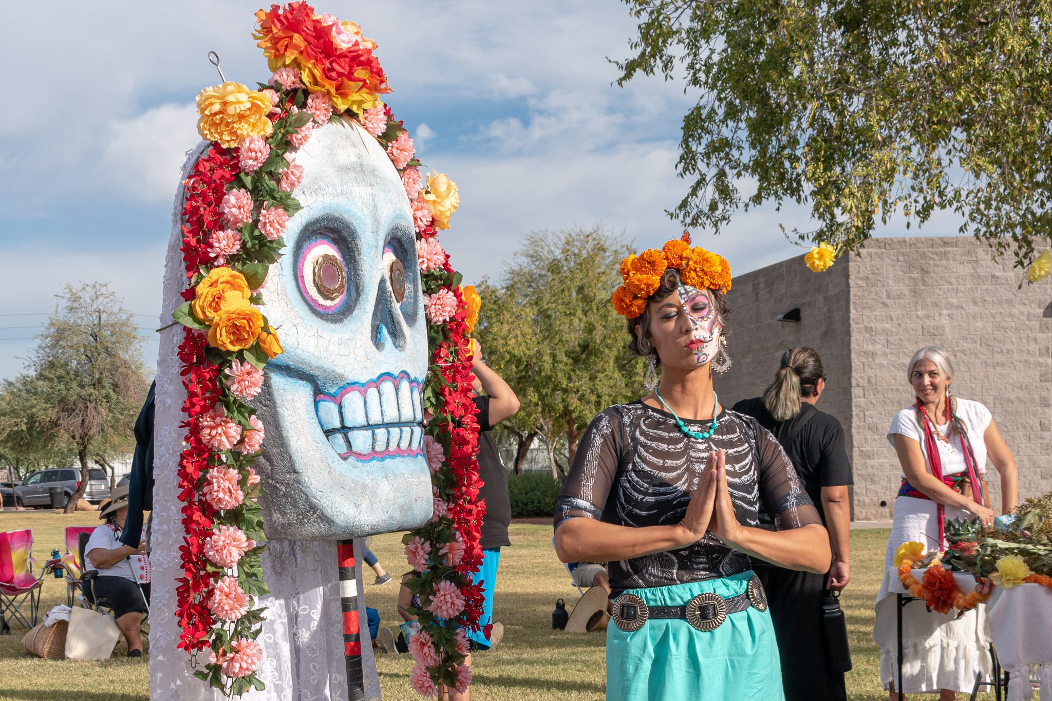 Phoenix couple brings Día de los Muertos back to its Indigenous roots