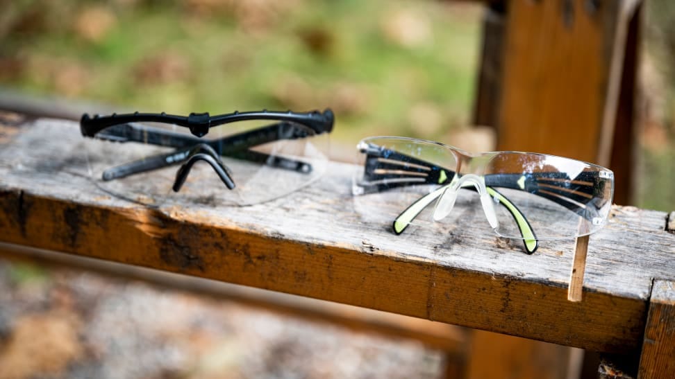 Oakley vs. 3M: How does a $100+ and a $10 pair of safety glasses compare? Oakley vs. 3M: How does a $100+ and a $10 pair of safety glasses compare?