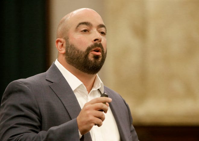 Antonio Ciaccia, president of 3 Axis Advisors, a consulting firm that digs deeply into prescription drug prices, testifies Wednesday before the Joint Medicaid Oversight Committee at the Ohio Statehouse.
