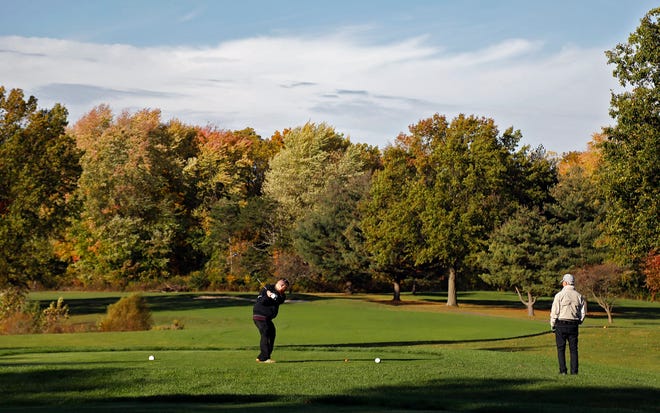 Golfers teeing off Thursday on the first hole at Columbus Metro Parks' Blacklick Woods Golf Course in Reynoldsburg.