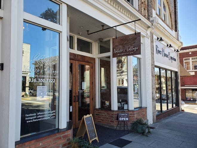 Nature's Cottage will close its Main Street Lexington spa and boutique and reopen in Thomasville.