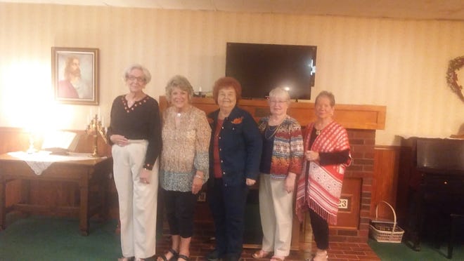 The Kewanee Women's Club has begun meeting again after a long hiatus due to Covid.  On the far left is Shirley Gruszeczka, who administered the oath of office to the 2021-2022 officers. Next to Shirley is Vice President Becky Bengtsen, Treasurer Sharon Larson, President Linda Six and Secretary Sandy Reiff S. Anyone interested in joining the Women's Club please contact Linda Six at 309 853-6668 or Ida Rosebeck at 309 851-6352.