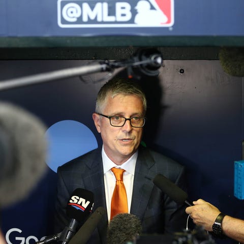 Former Astros GM Jeff Luhnow received a one-year s