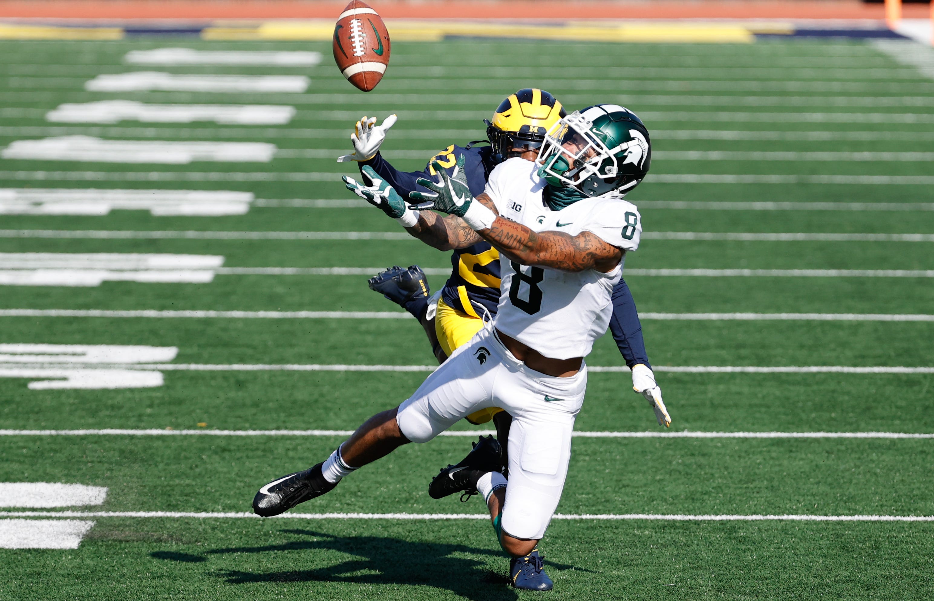 College Football Picks Predictions For Top 25 Ncaa Games In Week 9