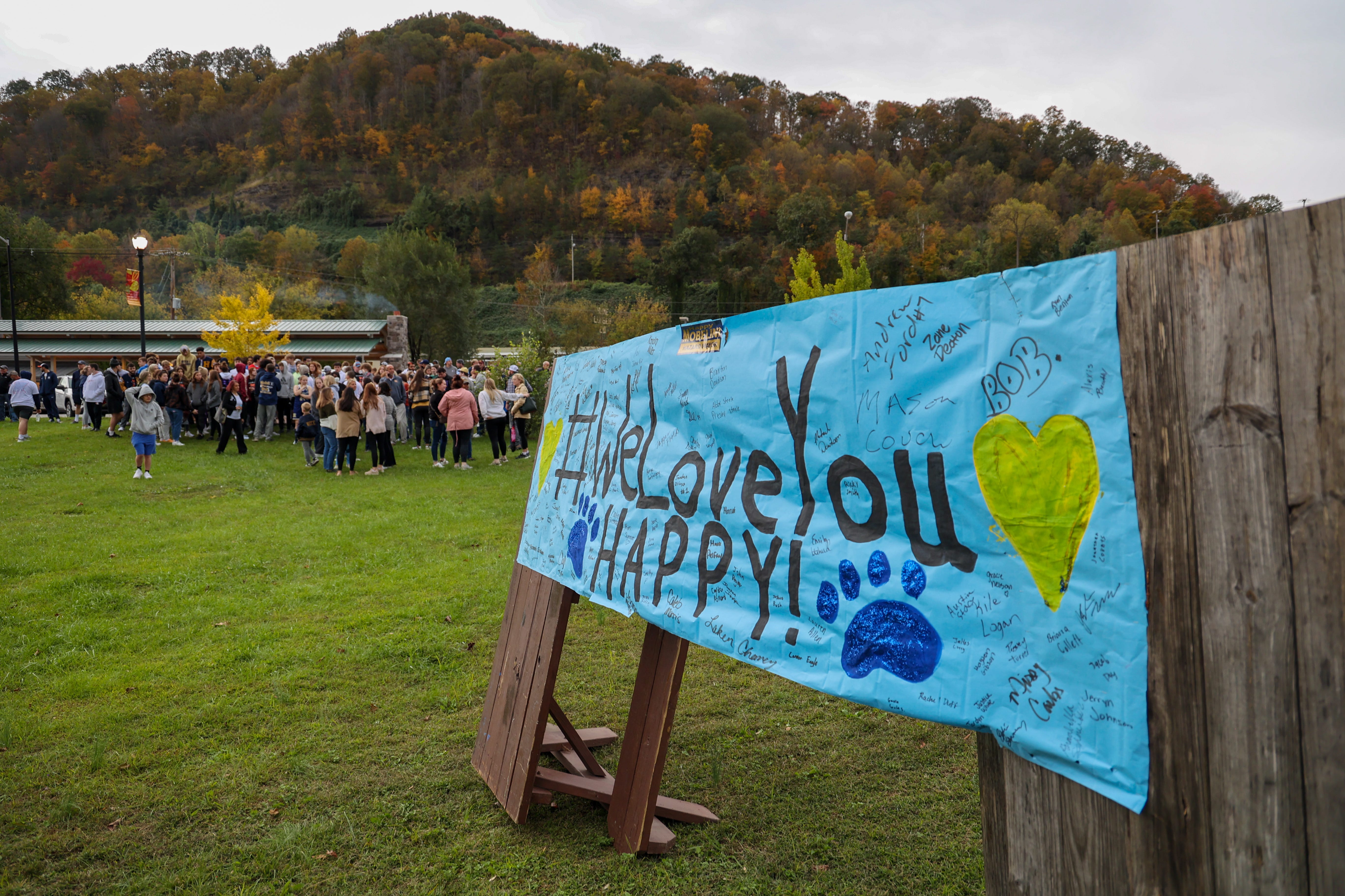 'An attack on tradition': Annoyed locals rally around Kentucky school after lap dance photos go viral 'An attack on tradition': Annoyed locals rally around Kentucky school after lap dance photos go viral