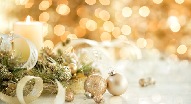 Silver and gold creates a Roaring ’20s Christmas vibe—here's how to get the look