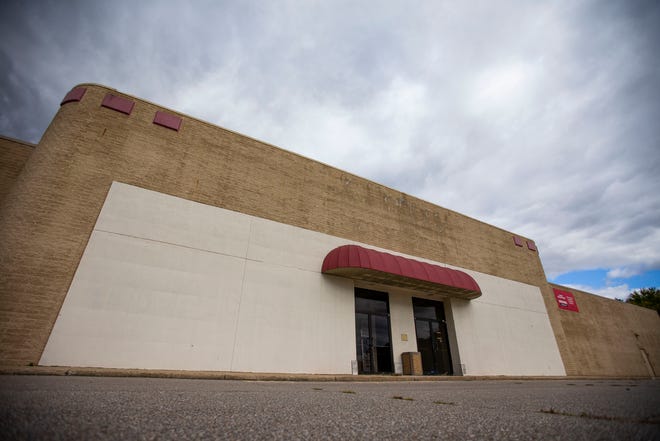 The former JC Penney Home Store in Mishawaka is shown in November. The "high-end" electric vehicle car showroom that was supposed to locate here has pulled out of the deal, according to the developer.