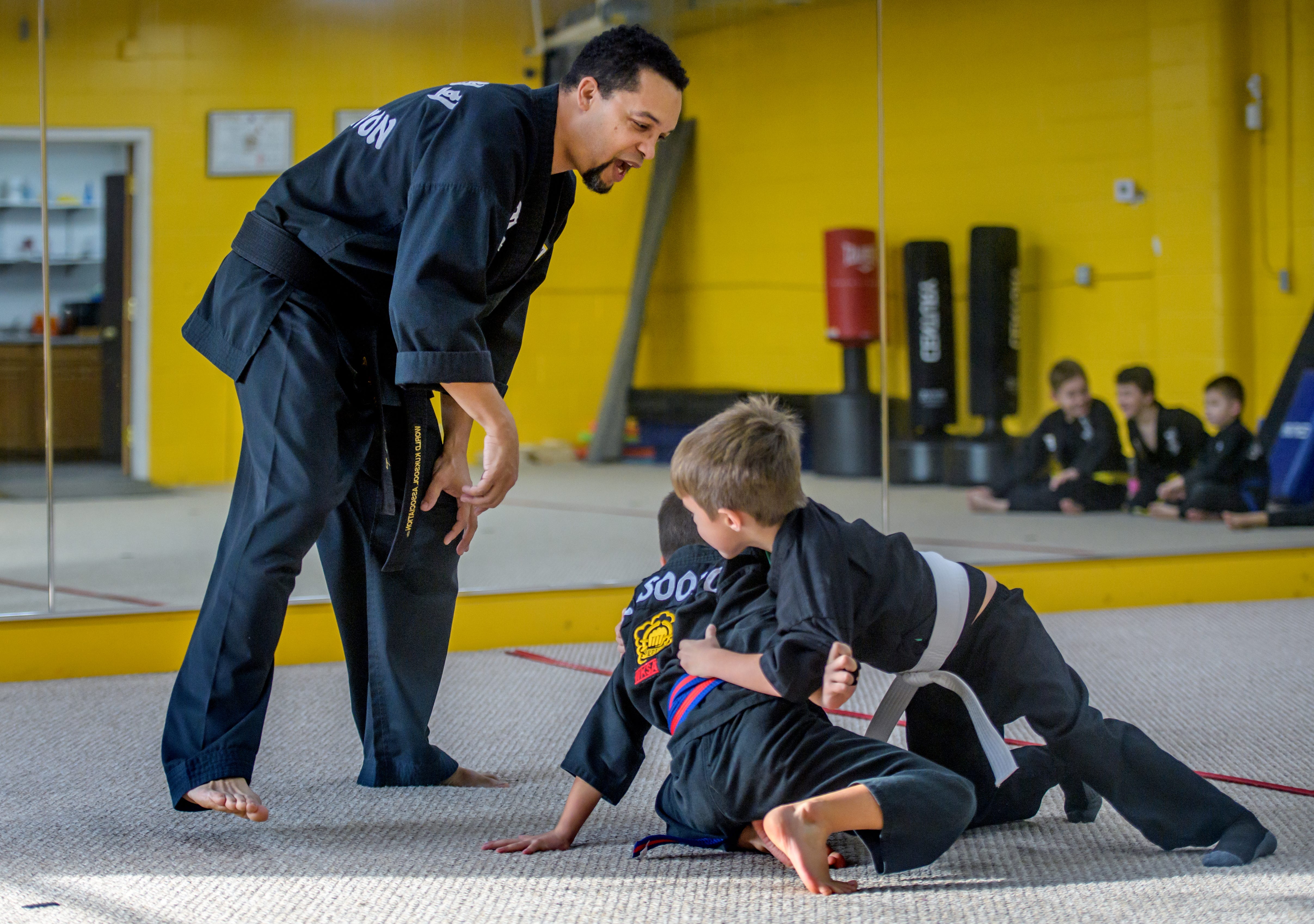 Police officer injured chasing allegedly drunk teen at football game