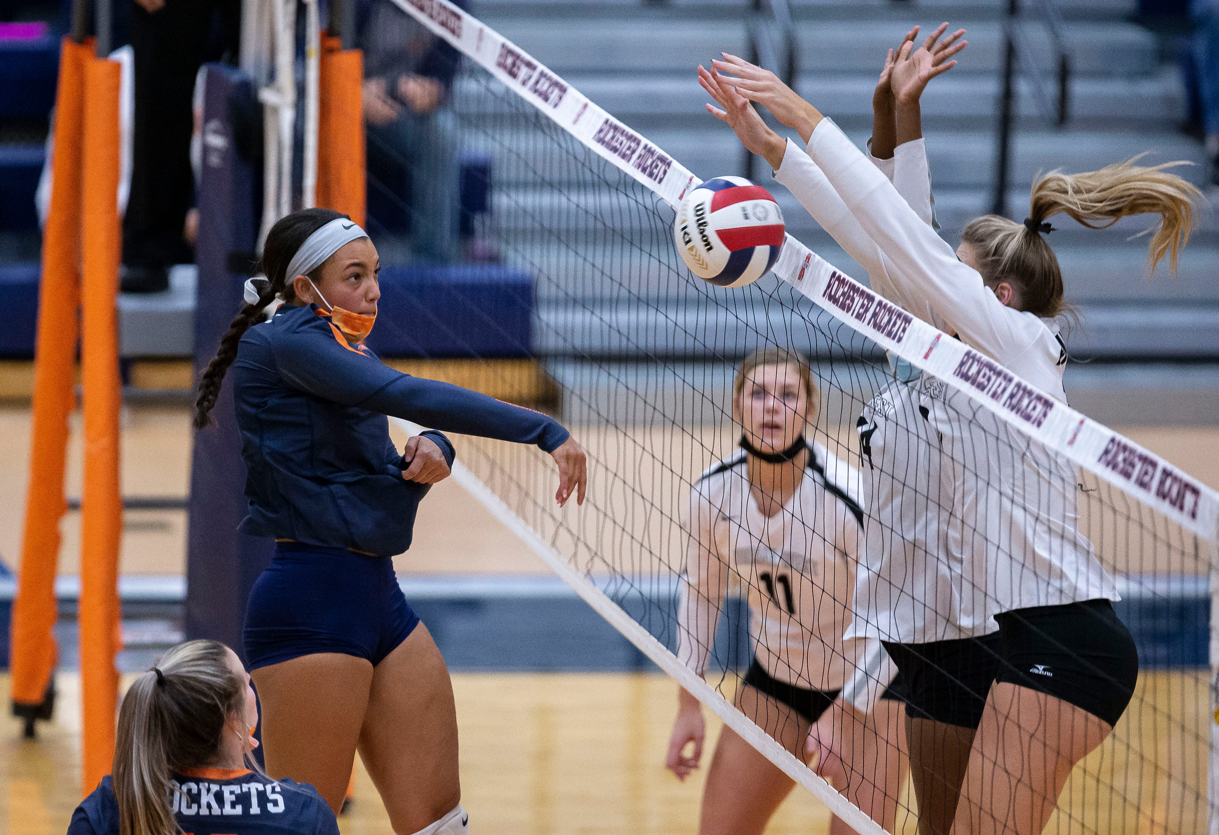 IHSA volleyball Northwestern commit Averie Hernandez for Rochester