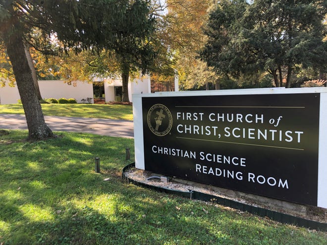 The First Church of Christ, Scientist sign along Kingston Pike is shown on Nov. 1, 2021.